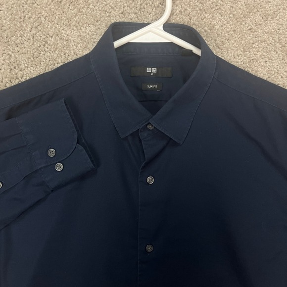 Uniqlo Mens Slim Fit Button Down Shirt Medium Long Sleeve Navy Blue - Picture 1 of 8